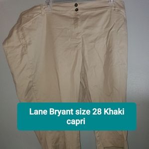 Plus size Khaki capri